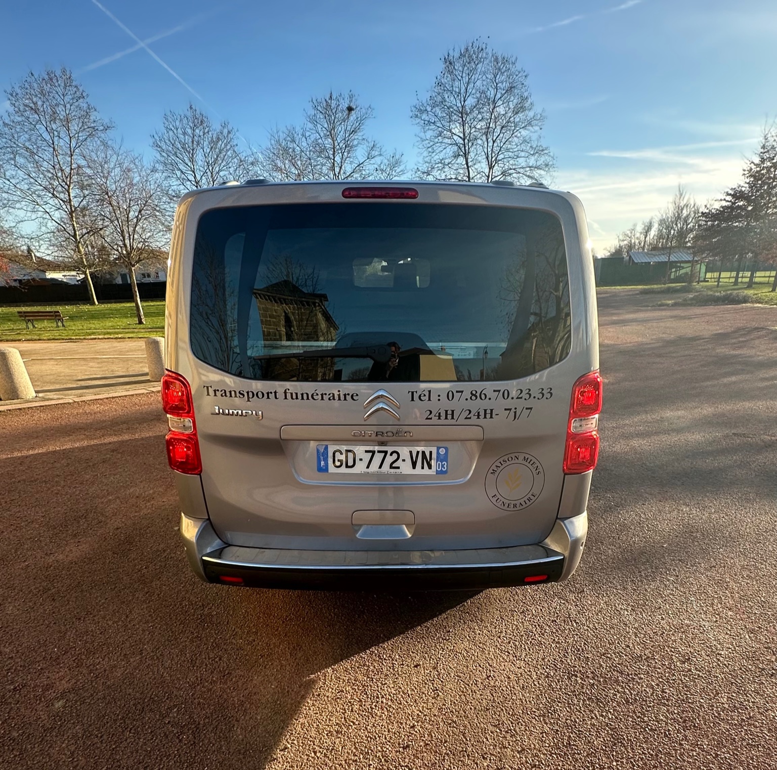 Véhicule — arrière